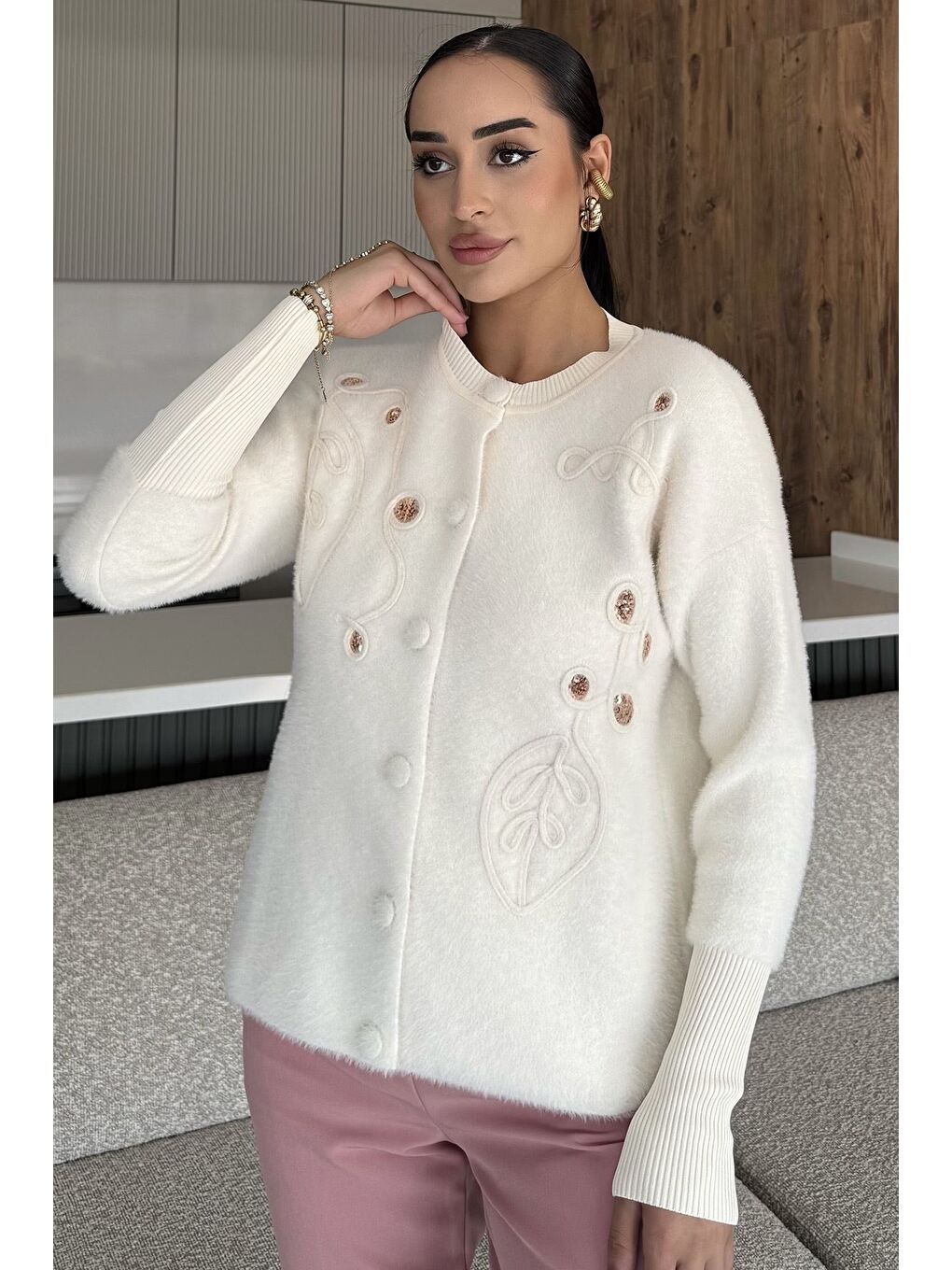 Ekru Kadın Pul İşlemeli Yumoş İplik Triko Ceket (s-m-l-xl Uyumludur)