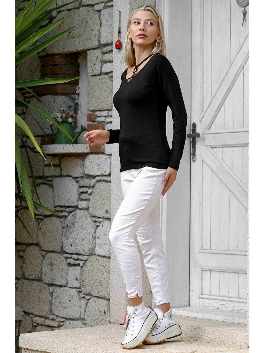 Siyah V Yaka Uzun Kol Biyeli Örme Casual Bluz-7