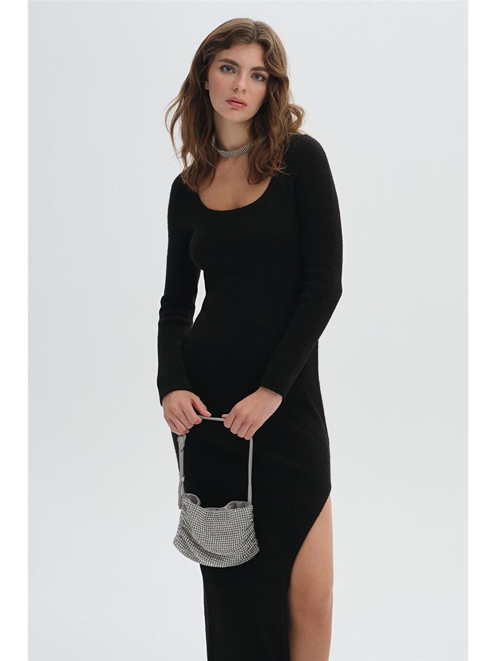 Siyah Yırtmaçlı Uzun Triko Elbise-2