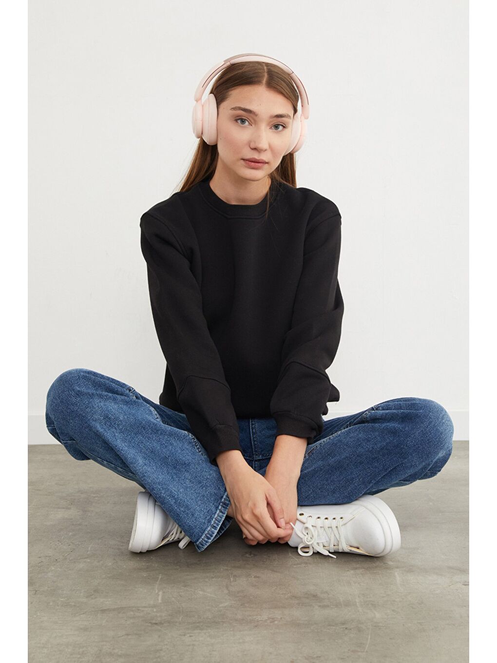 Siyah 3 İplik Basic Bisiklet Yaka Sweatshirt