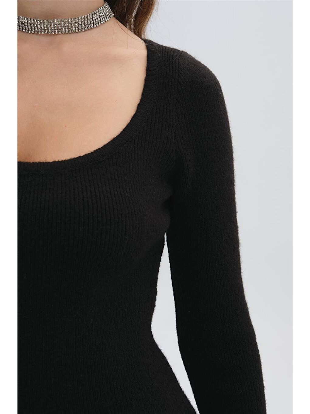 Siyah Yırtmaçlı Uzun Triko Elbise-3