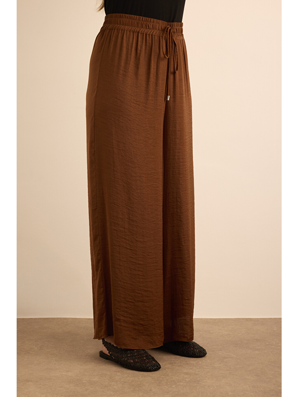 Kahverengi Beli Lastikli Bol Pantolon-3