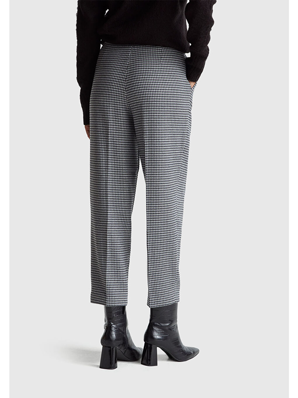 Kadın Koyu Gri Viskoz Karışımlı Fermuarlı Arka Bel Bandı Lastikli Pantolon-2