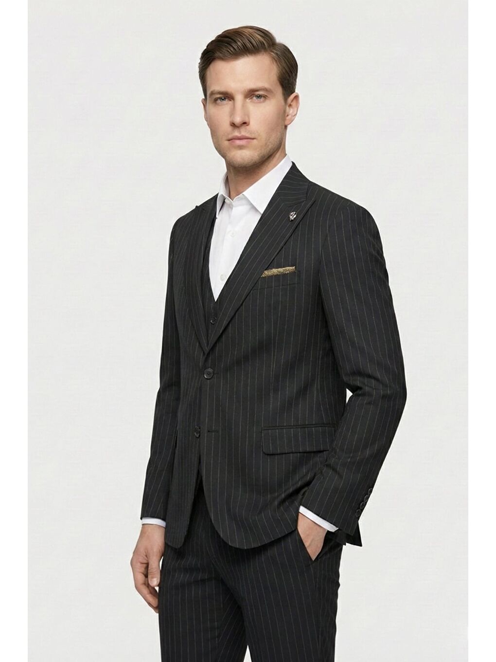 Giotelli Siyah Yelekli 8 Drop Polyester Viskon Karışımlı Erkek Takım Elbise-2