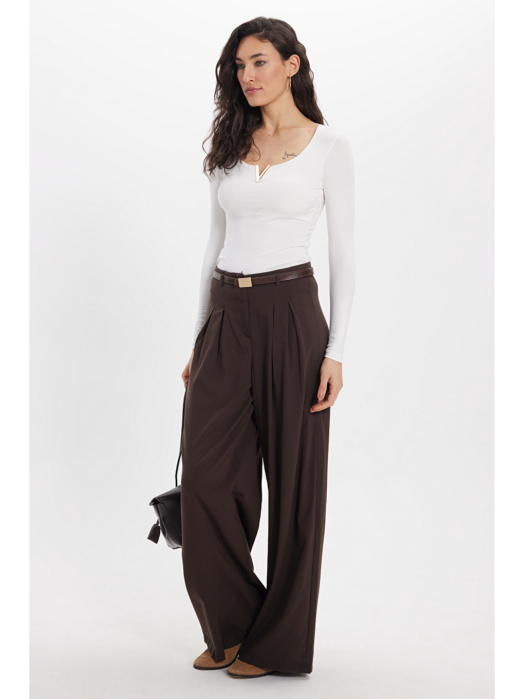 Kadın Slim Fit Dar Kesim Pamuklu Uzun Kollu V Yaka Ekru Tişört Bluz-1