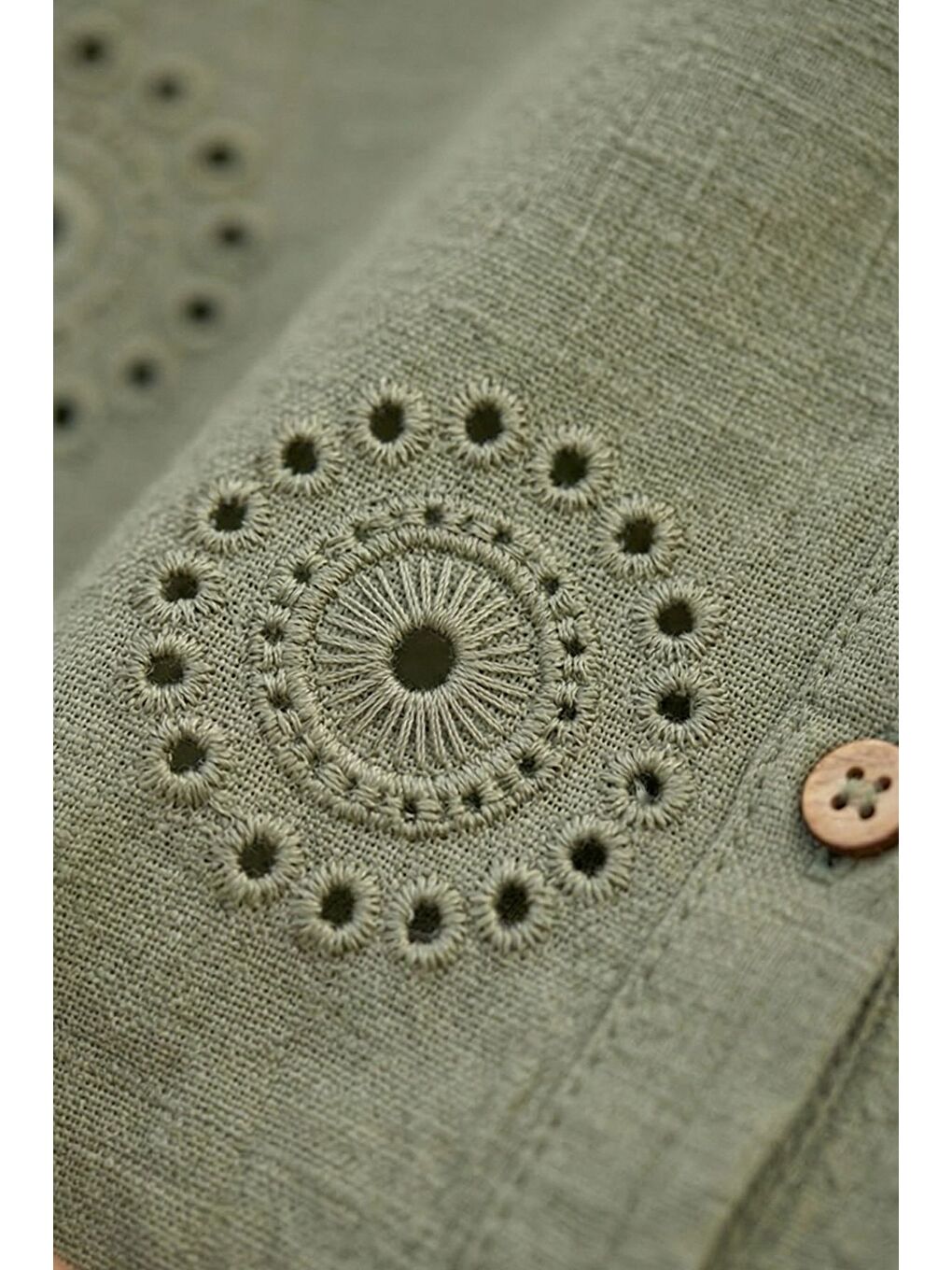 Haki Hakim Yaka Düğmeli Uzun Kollu Düğmeli Casual Müslin Dokuma Gömlek 75 63-1