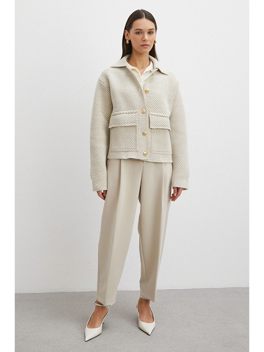 Ekru Polo Yaka Cepli Gold Düğmeli Ceket Krem-1