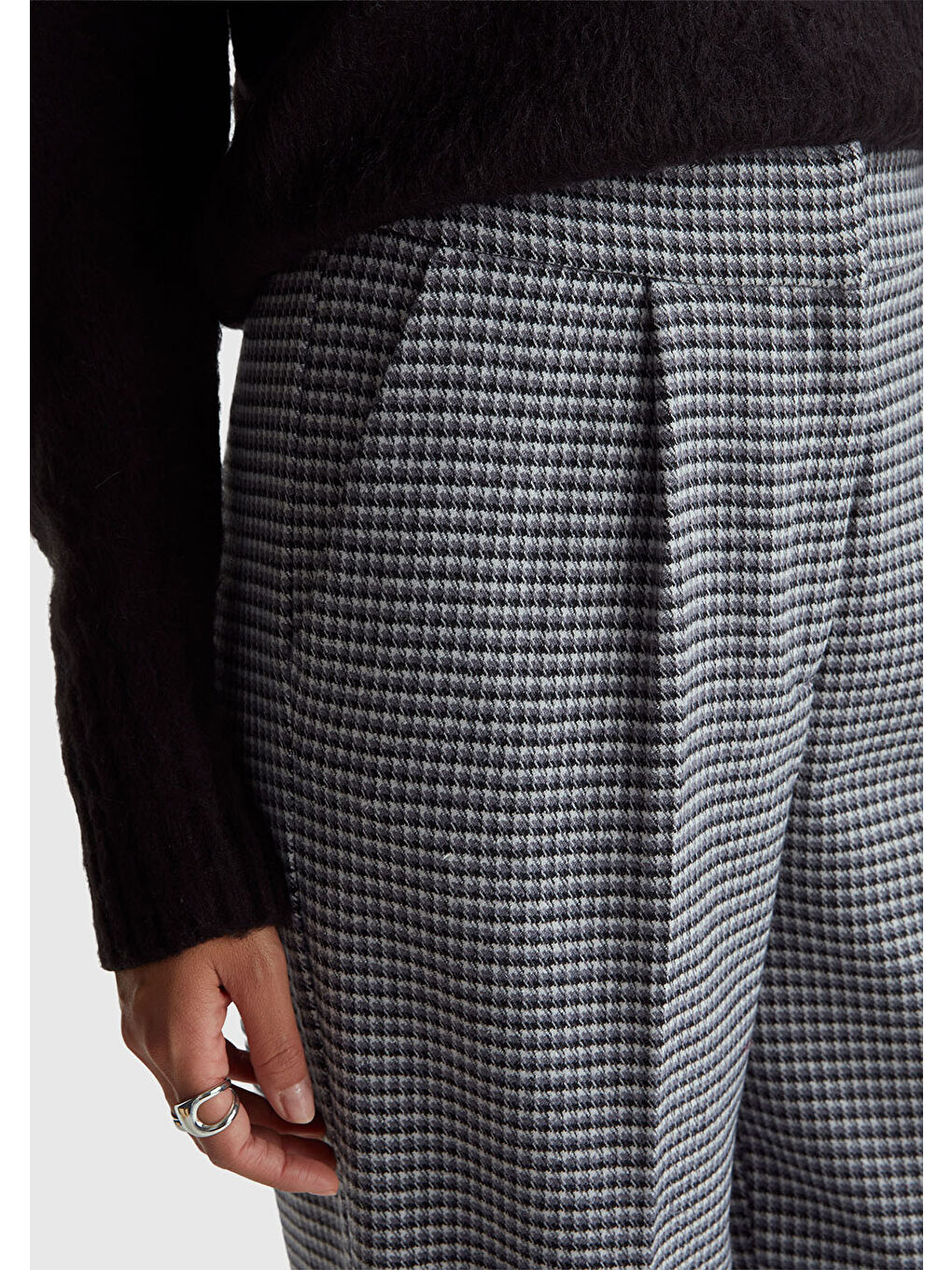 Kadın Koyu Gri Viskoz Karışımlı Fermuarlı Arka Bel Bandı Lastikli Pantolon-5