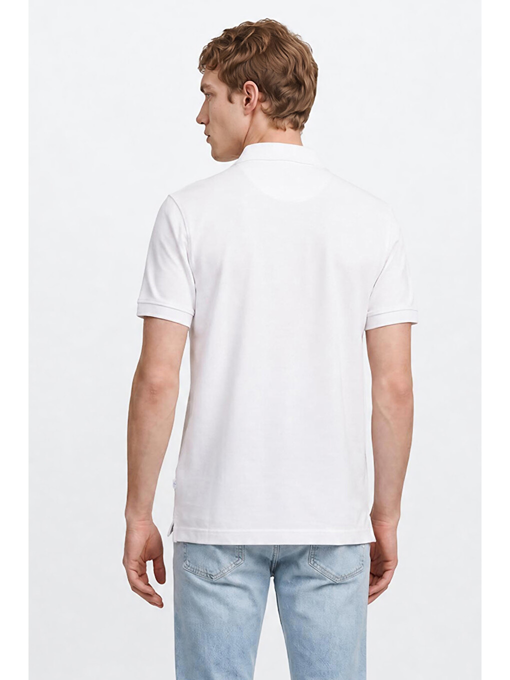 Beyaz Pamuklu Regular Fit Normal Kesim Polo Yaka Tişört-4