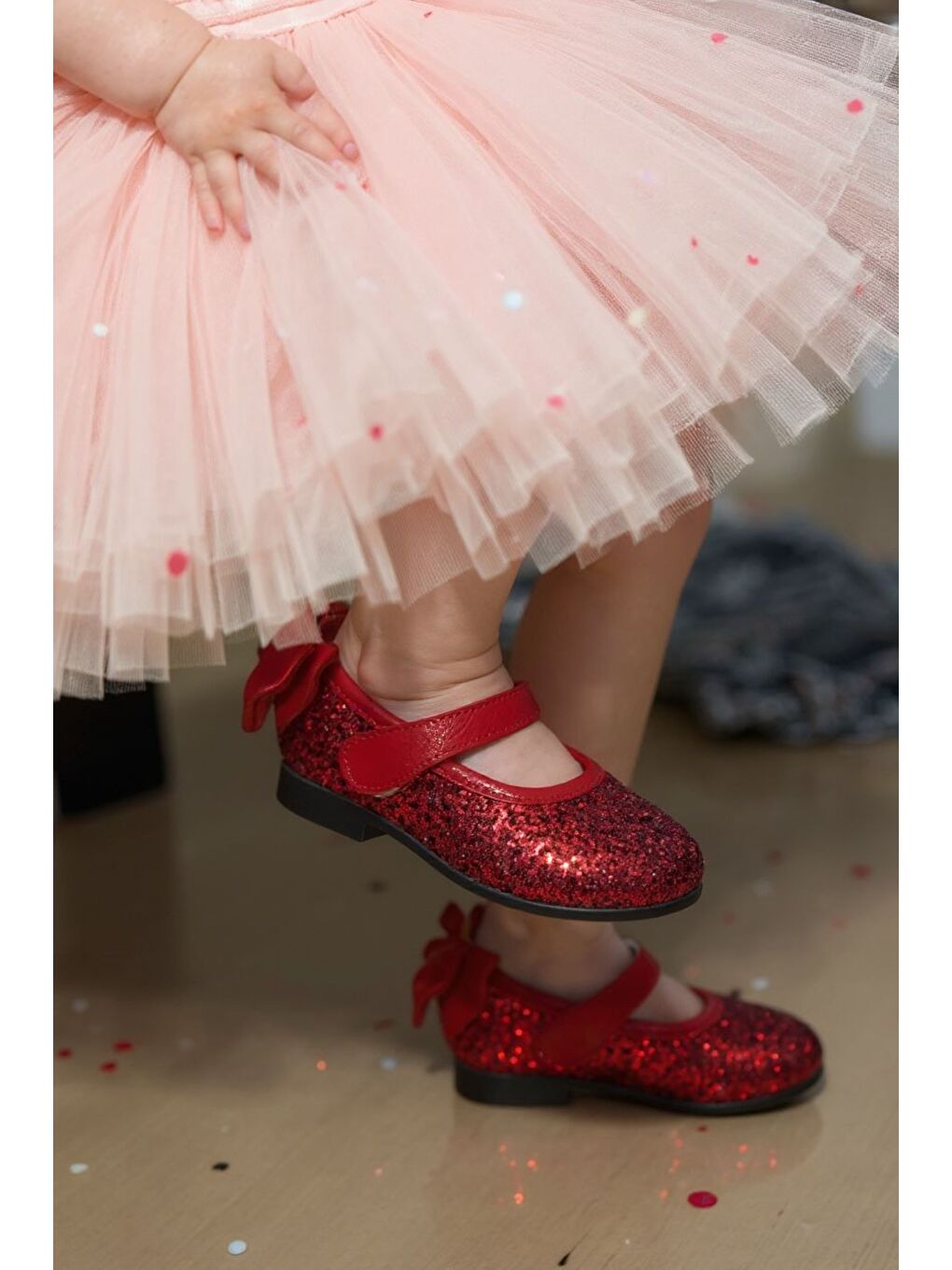 Kırmızı Payetli Kız Çocuk Babet-1