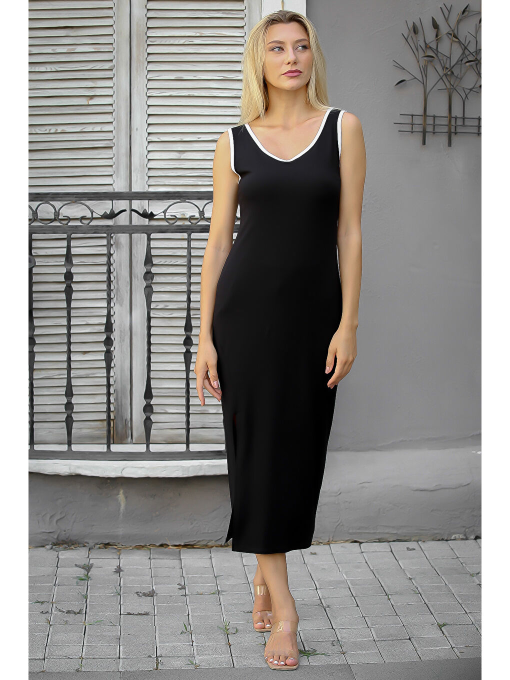 Siyah V Yaka Kolsuz Düz Renk Biyeli Örme Elbise-2