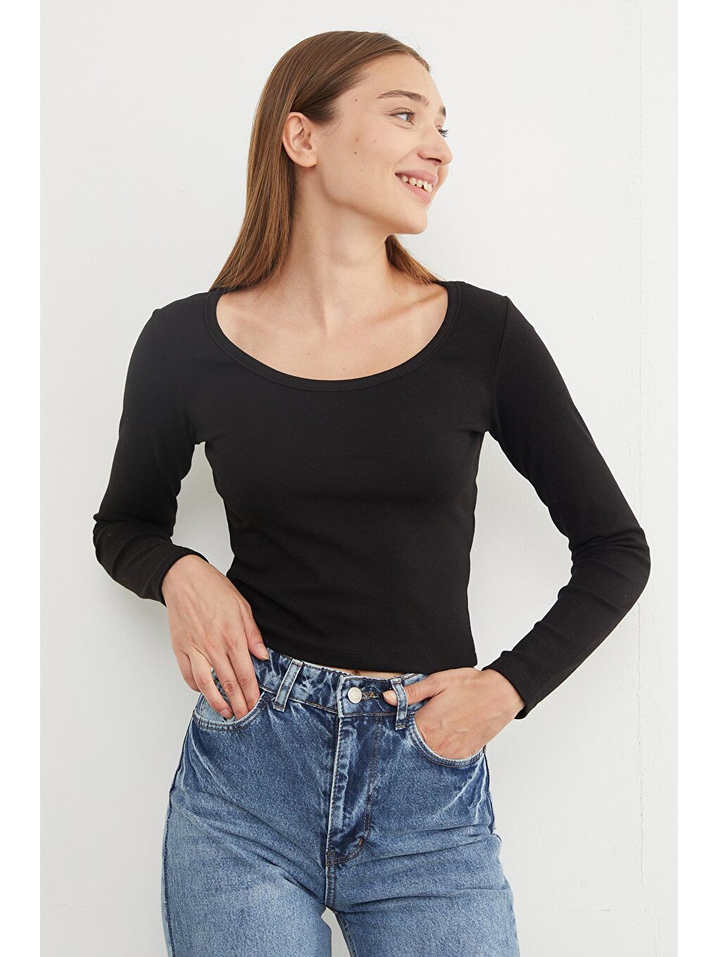 Siyah Basic U Yaka Modal Bluz-1