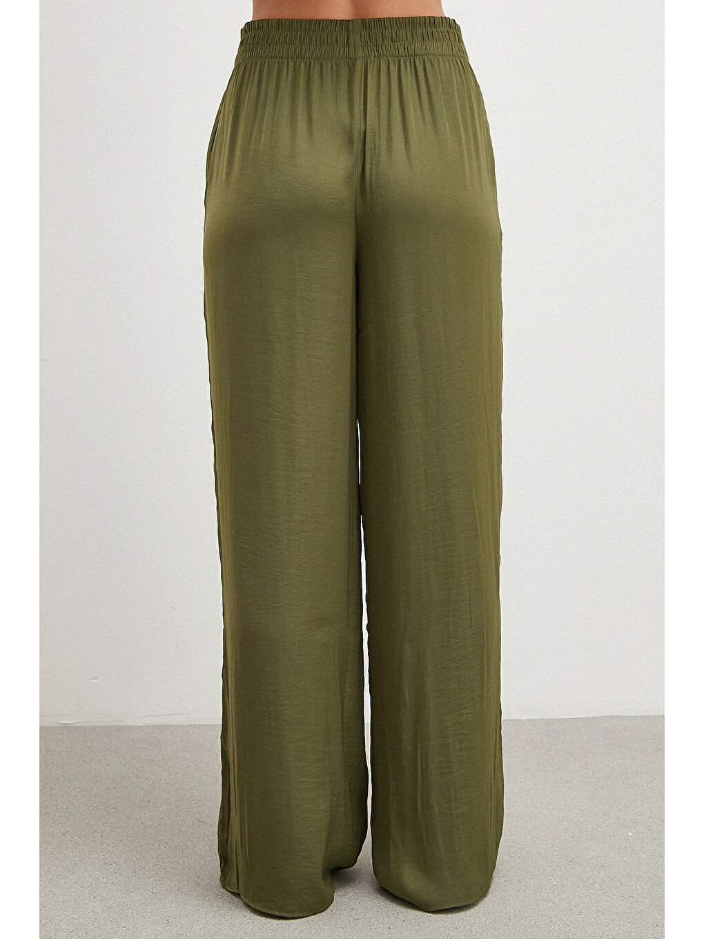 Beli Lastikli Dökümlü Geniş Paça Pantolon Haki-5