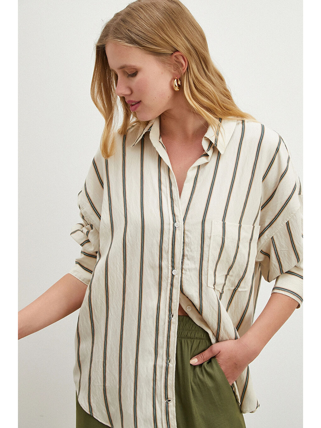 Ekru Çizgili Diagonal Gömlek Krem-3