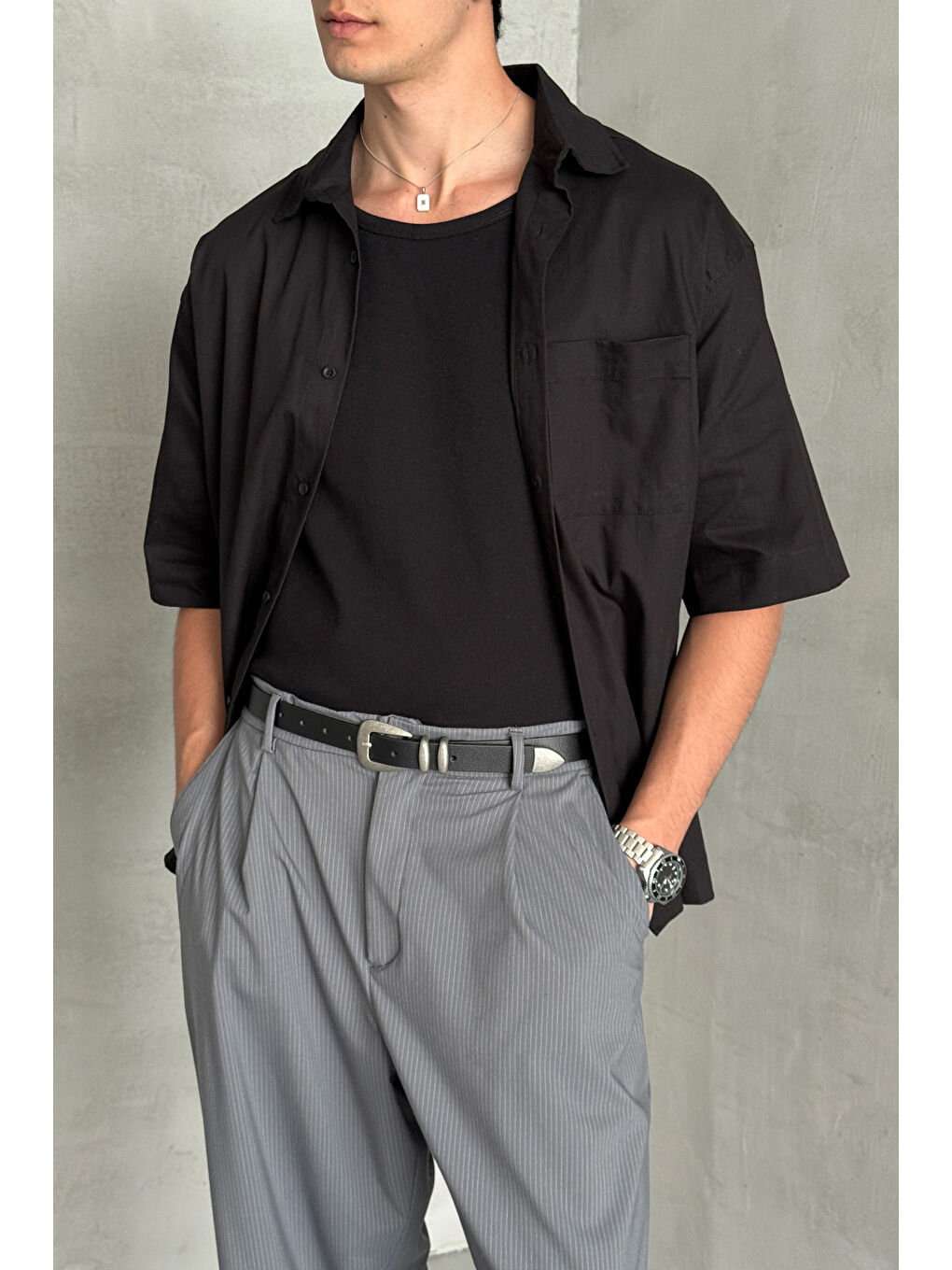 Siyah Erkek Oversize Kısa Kol Gabardin Gömlek