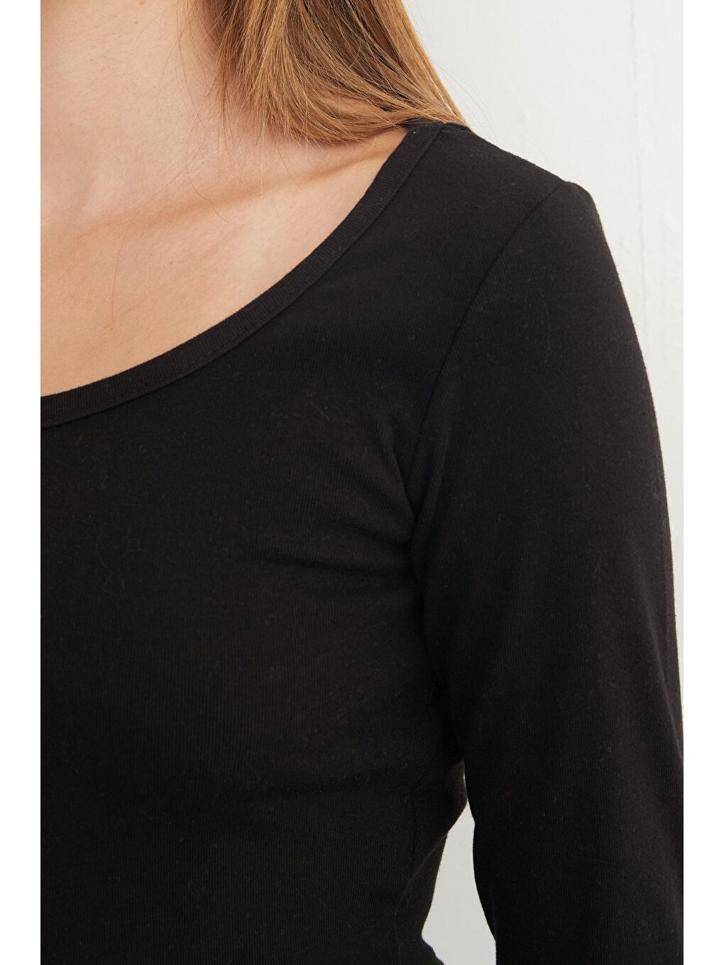 Siyah Basic U Yaka Modal Bluz-4