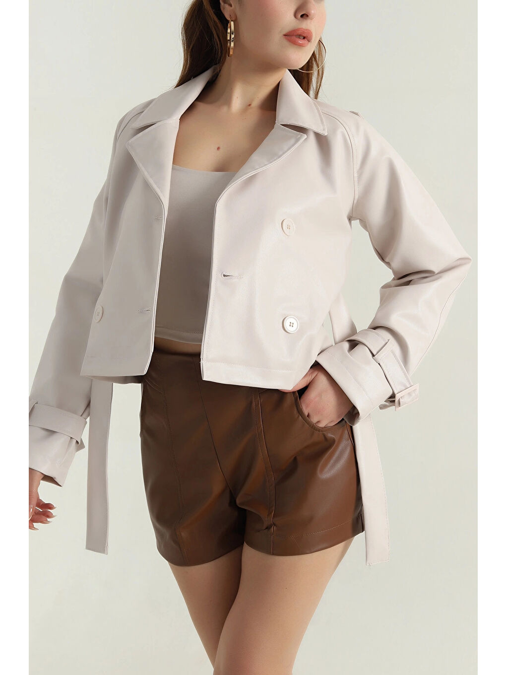 Ekru Kadın Krem Kemerli Astarlı Suni Deri Ceket HZL25W-BD110461-2