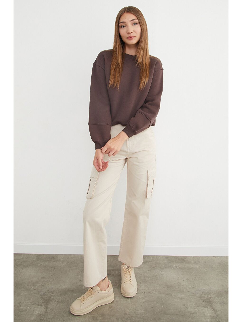 Kahverengi 3 İplik Basic Bisiklet Yaka Sweatshirt-2