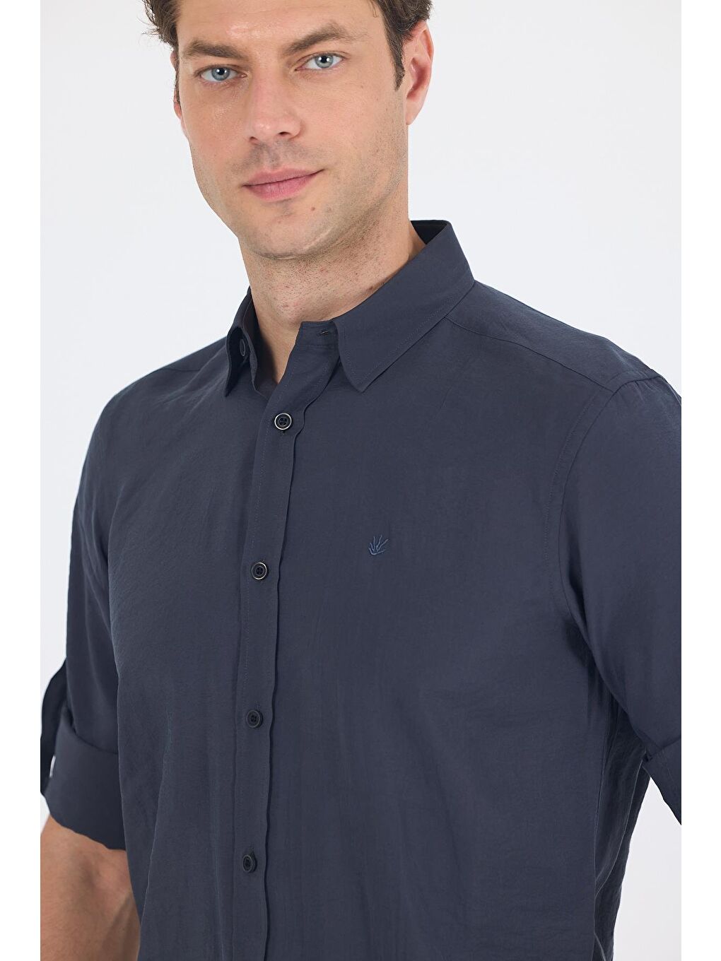 Koyu Antrasit Kısalabilir Kol Smart Biritli Yaka Cepsiz Slim Fit Gömlek 1004250224-3