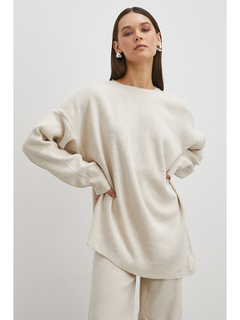 Eteği Çapraz Pantolonlu Bisiklet Yaka Takım Ekru-1