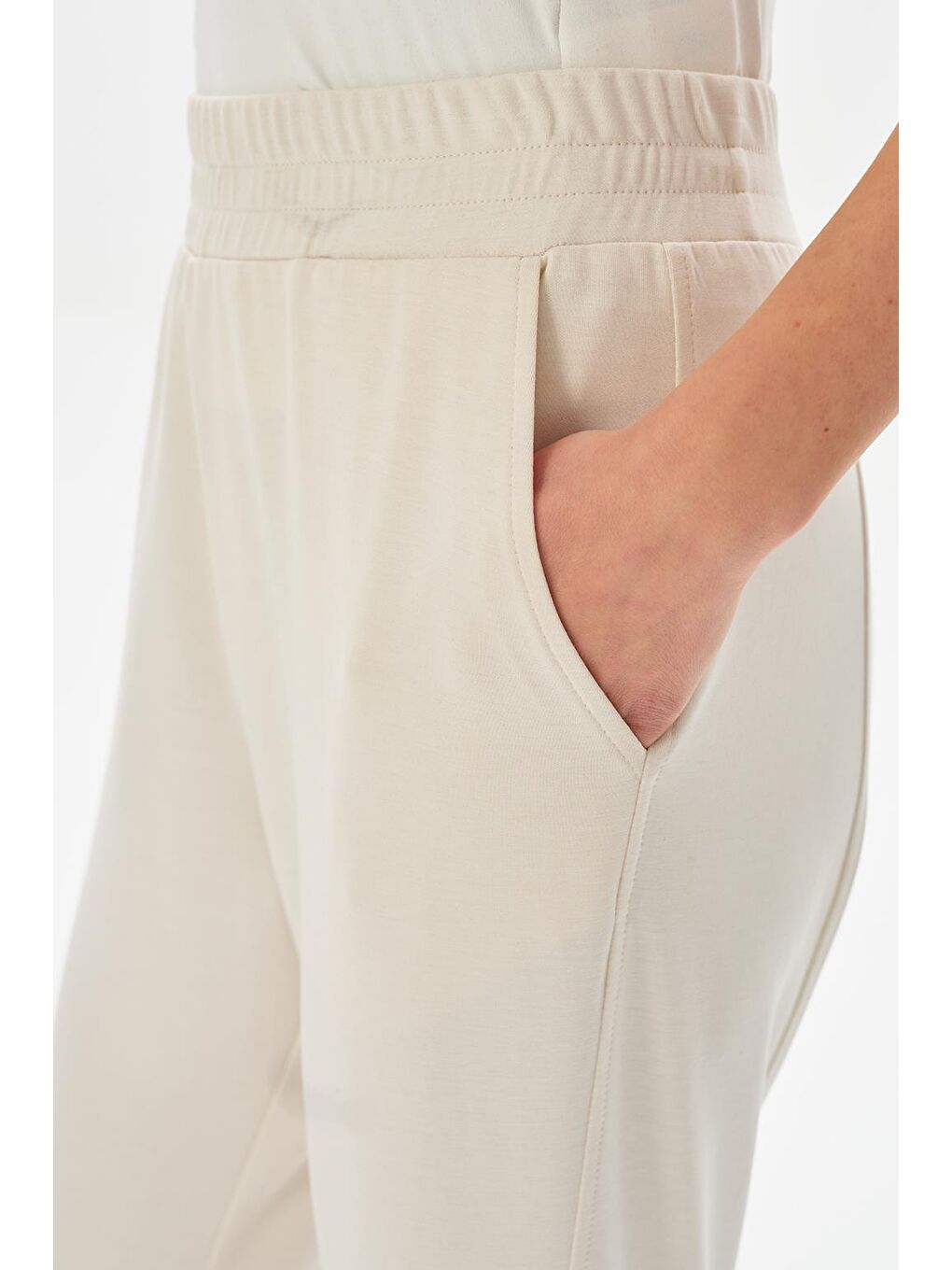 Modal Örme Nervürlü Flare Pantolon Ekru-1