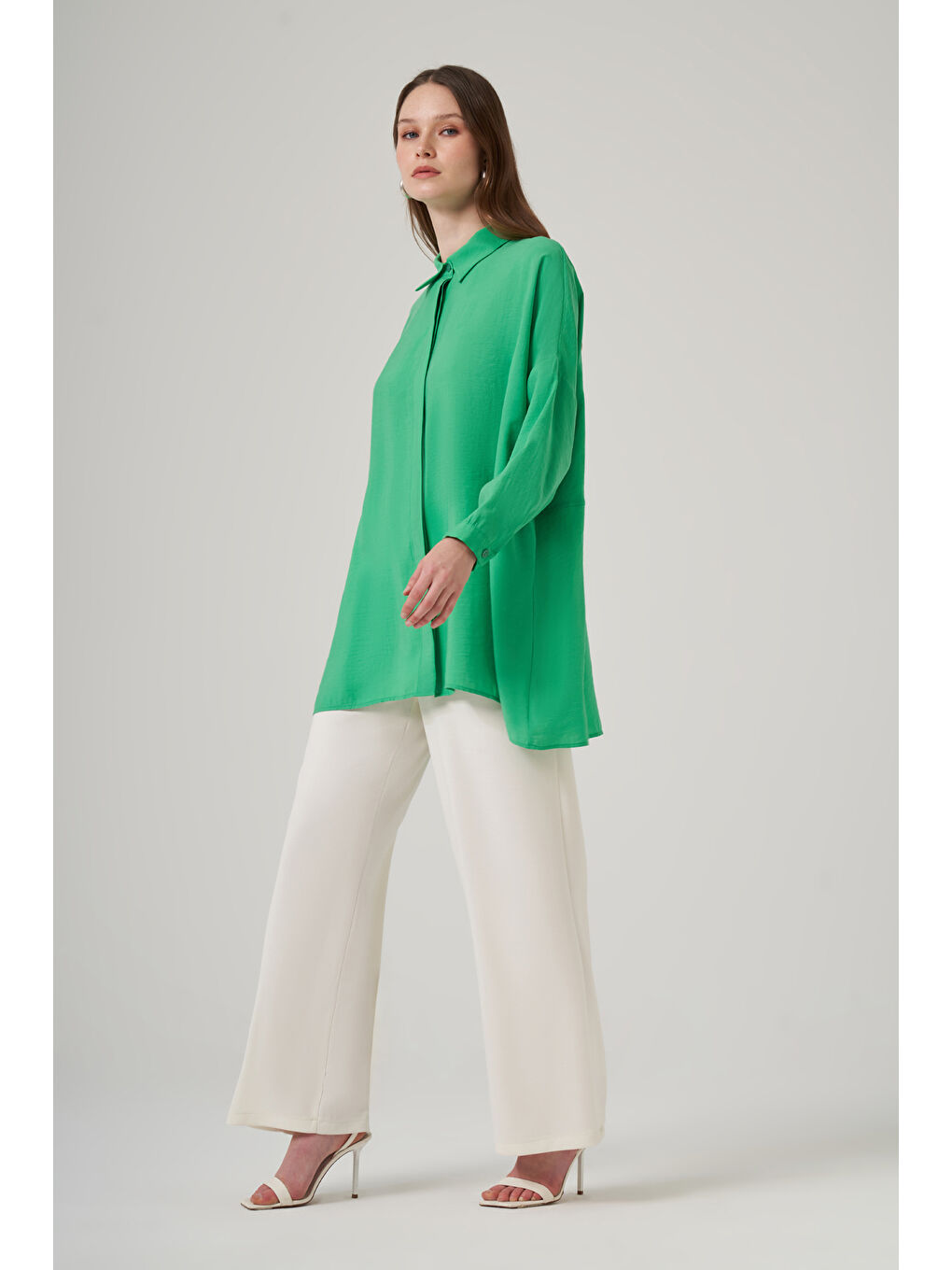 Yeşil Oversize Basic Yazlık Gömlek 3001 Benetton-1