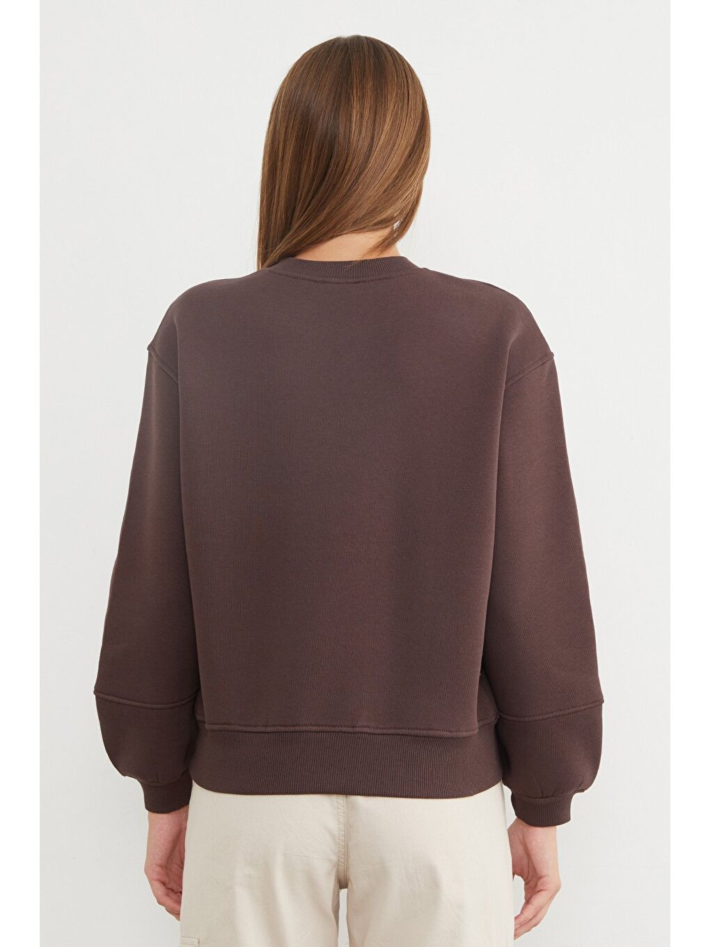 Kahverengi 3 İplik Basic Bisiklet Yaka Sweatshirt-4