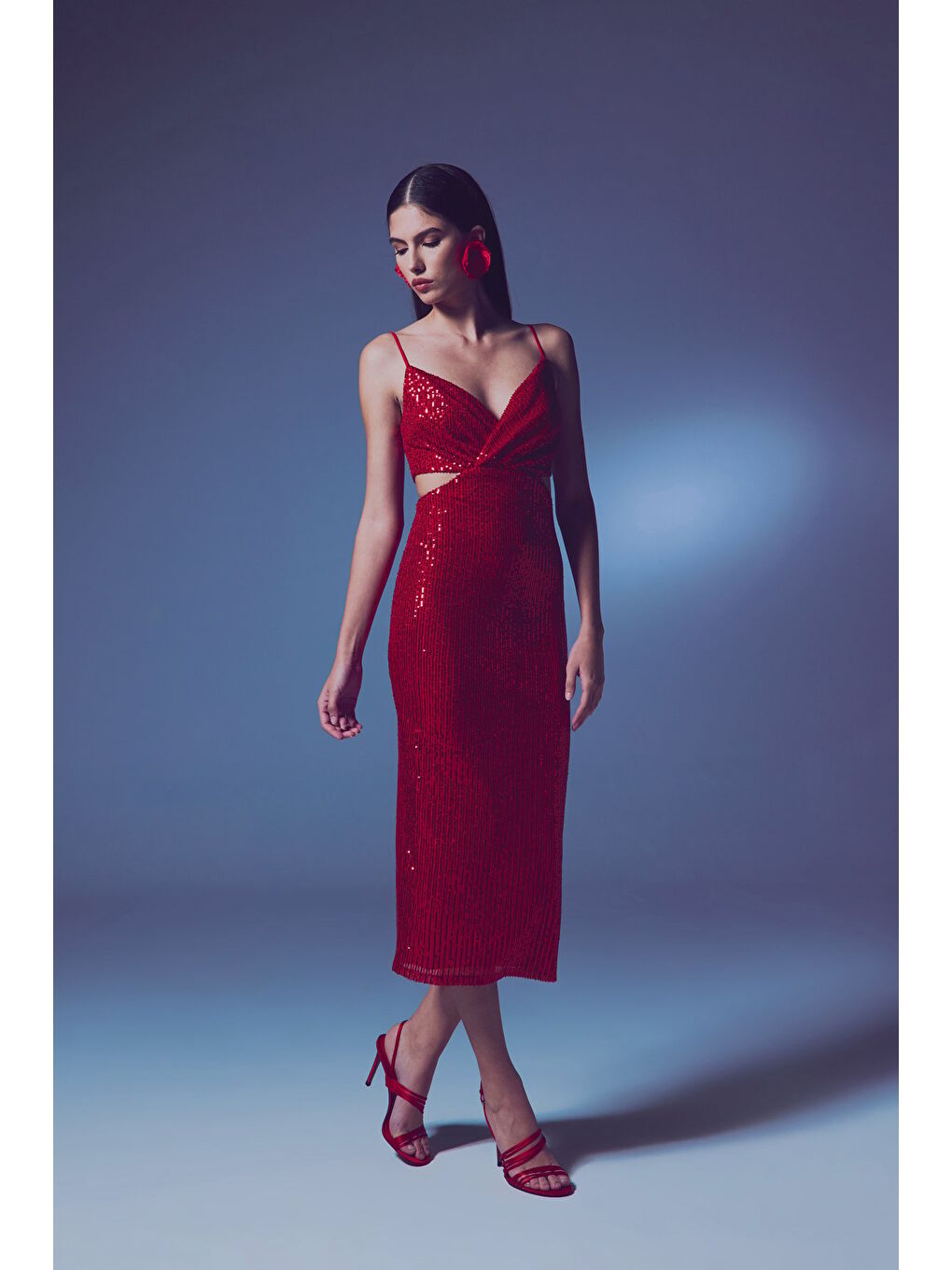 Dekolteli Payet Elbise - Kırmızı-4