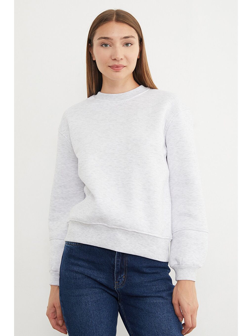Gri 3 İplik Basic Bisiklet Yaka Sweatshirt
