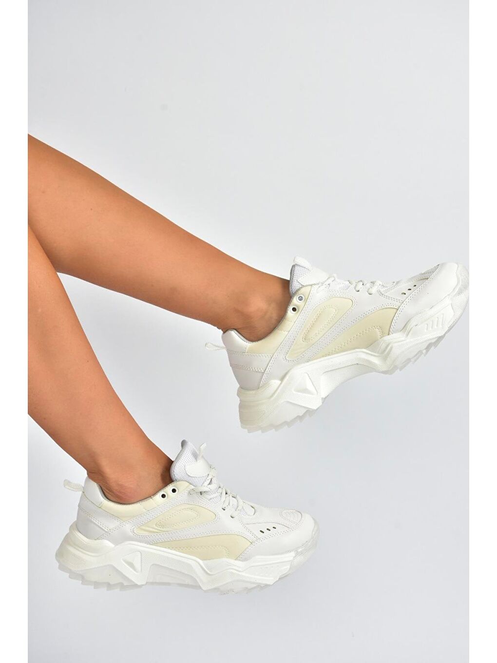 Beyaz Kadın Sneakers V312611809-1