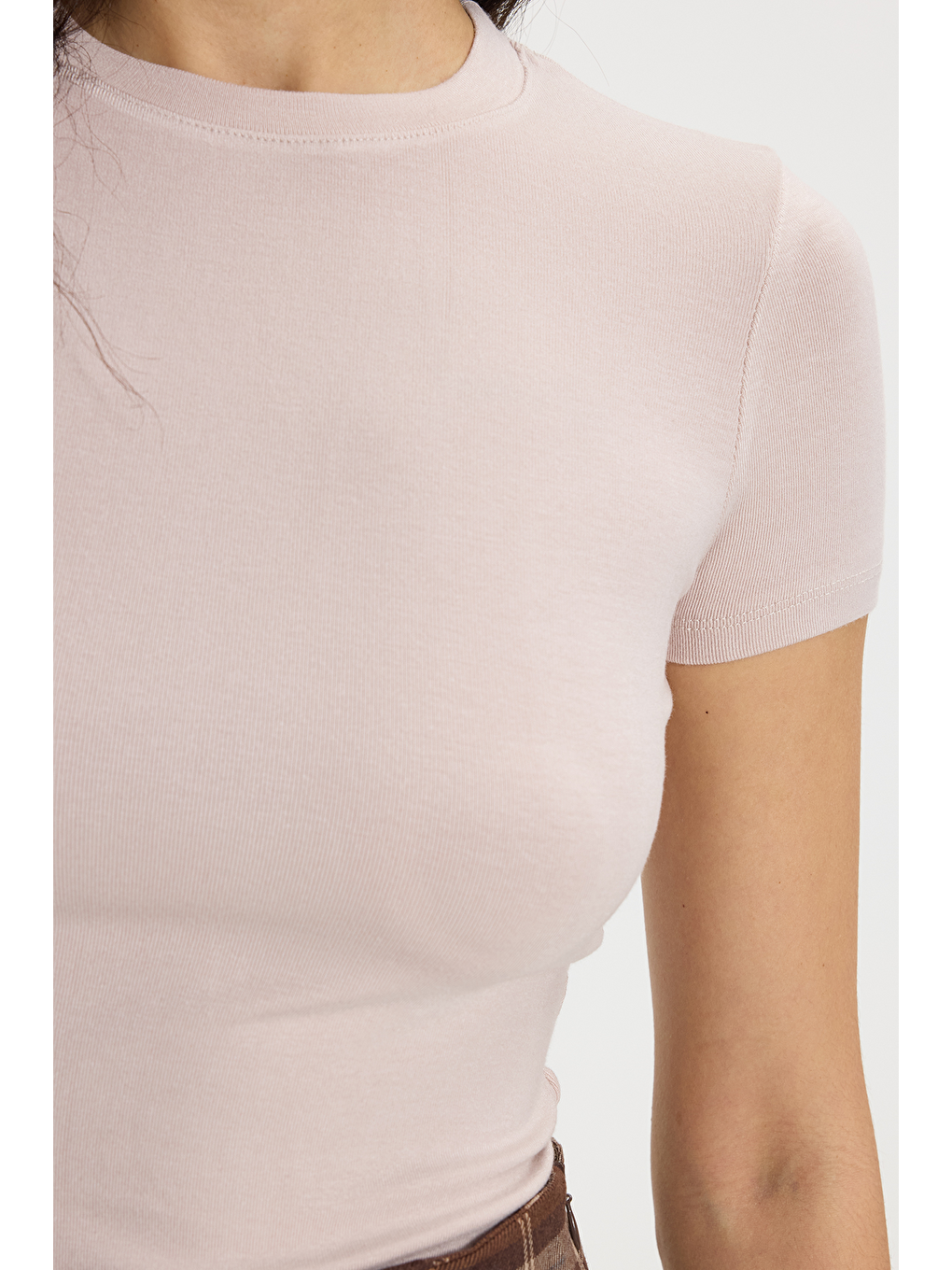 Kadın Slim Fit Dar Kesim Pamuklu Kısa Kollu Bisiklet Yaka Pembe Tişört-3