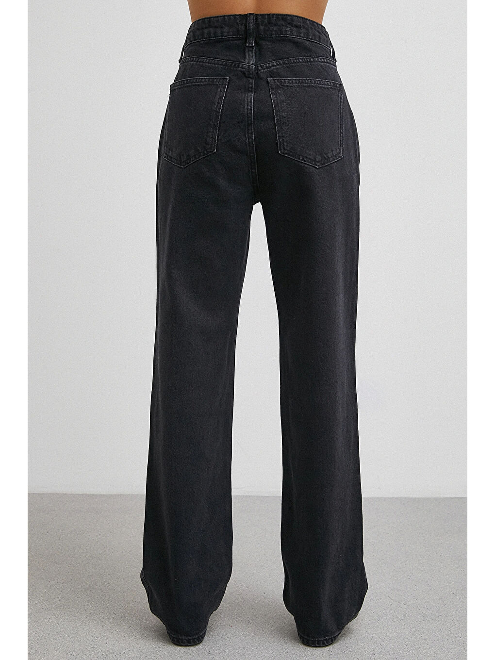 Yüksek Bel Boru Paça Jean Siyah-5