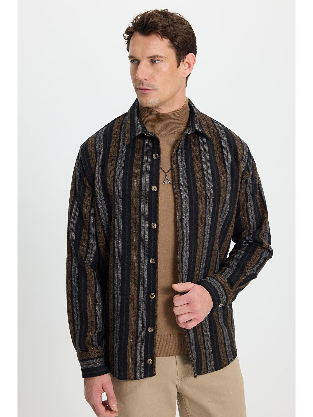 Karışık Erkek Relax Fit Rahat Kesim Spor Yaka Çizgili Oduncu Gömlek-4