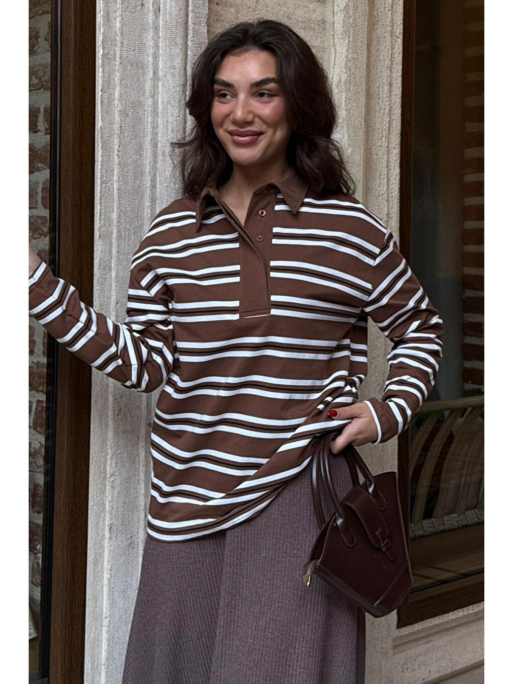 Kahverengi Çizgili Düğmeli Polo Yaka Kadın Uzun Kollu Tişört  Mg2587-2