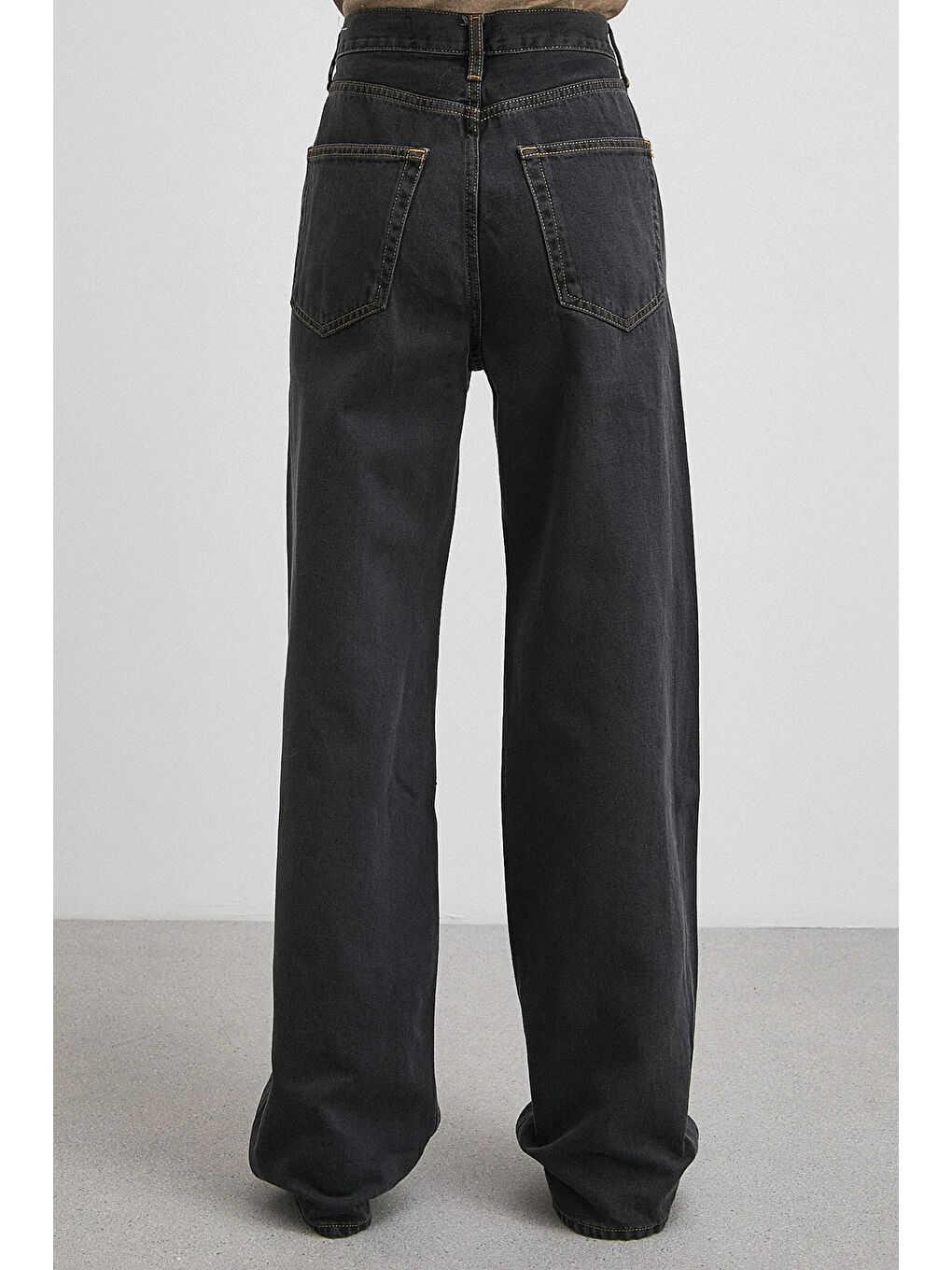 Beş Cepli Yüksek Bel Jean Siyah-5