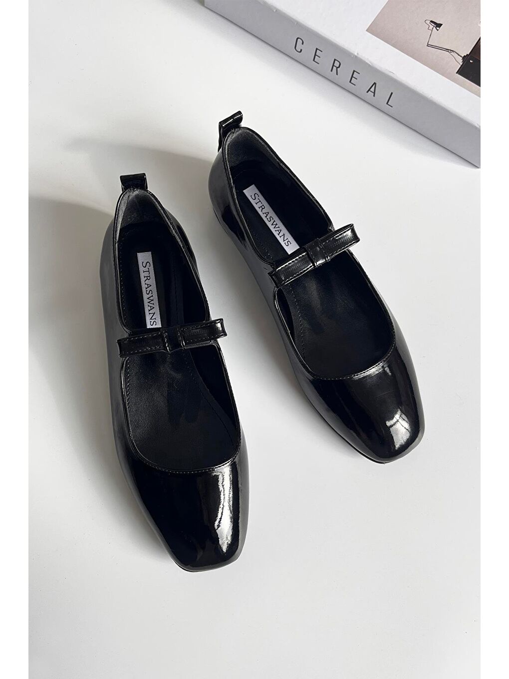 Foden Kadın  Kurdela  Detay  Rugan  Babet Siyah