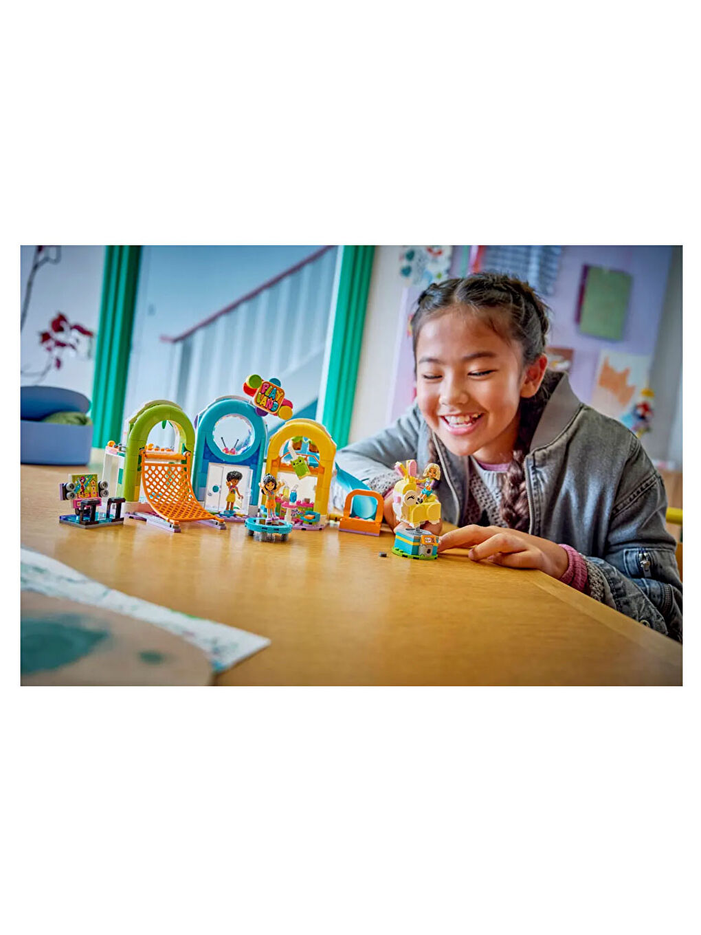 Friends Eğlenceli Kapalı Oyun Parkı 42686-10