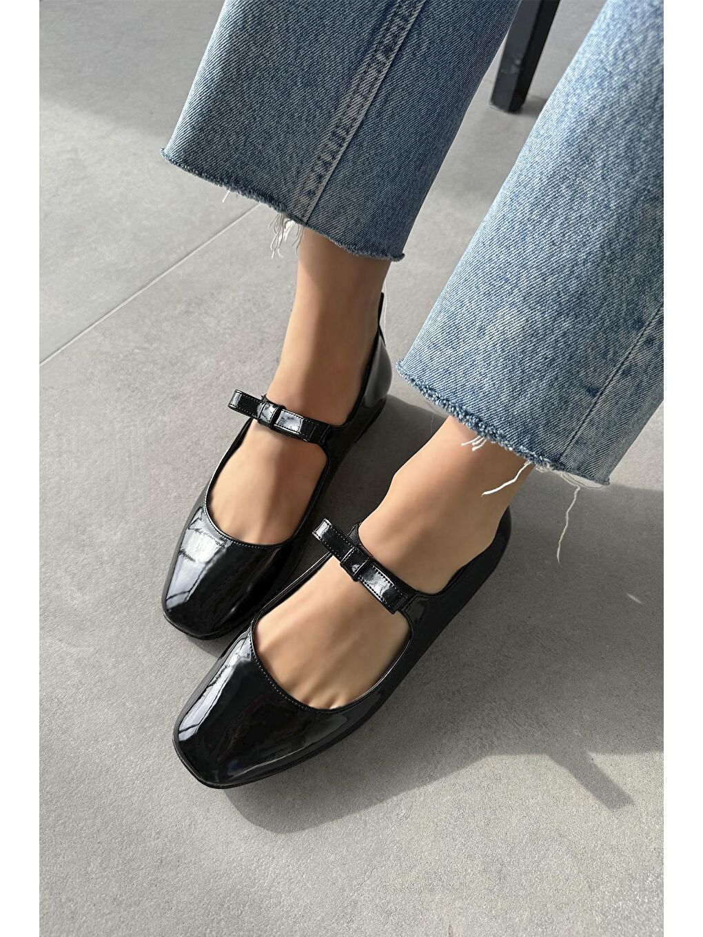 Foden Kadın  Kurdela  Detay  Rugan  Babet Siyah-1