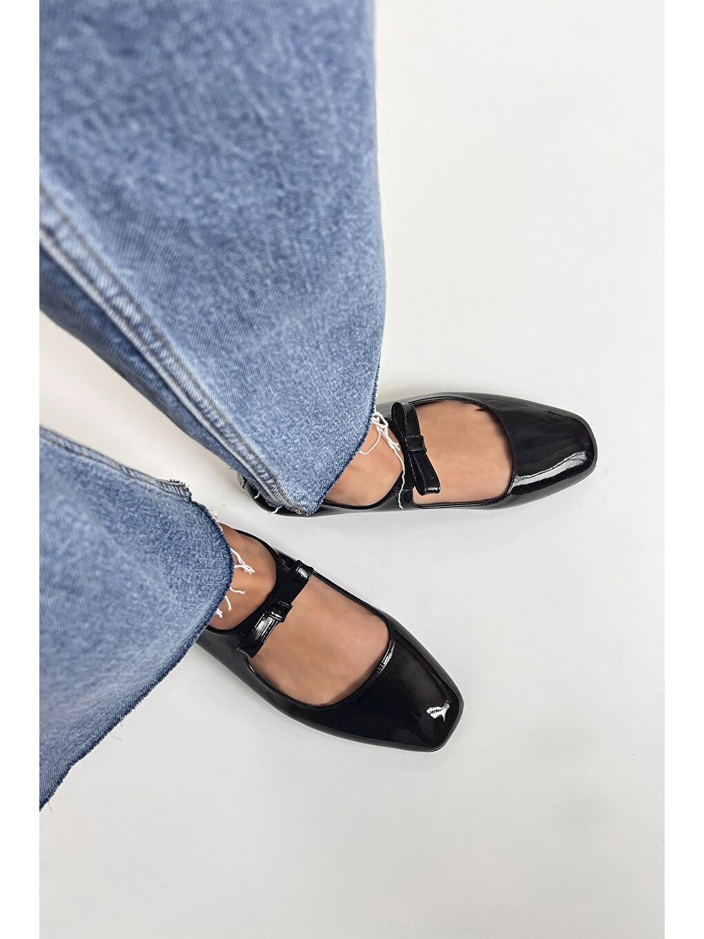 Foden Kadın  Kurdela  Detay  Rugan  Babet Siyah-3