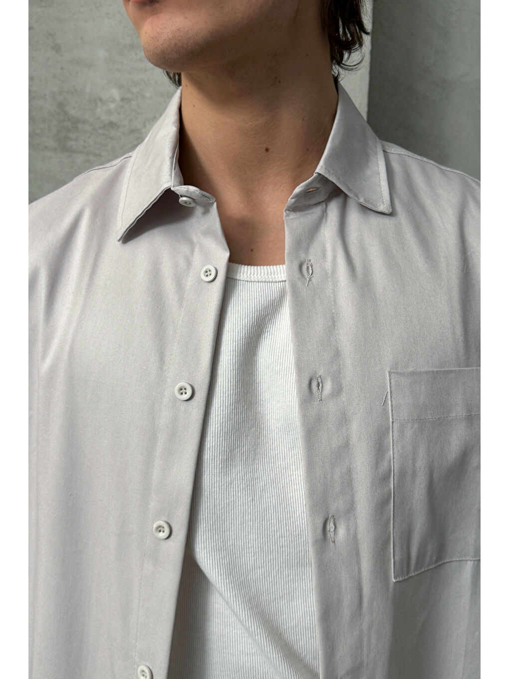 Bej Erkek Oversize Kısa Kol Gabardin Gömlek-4