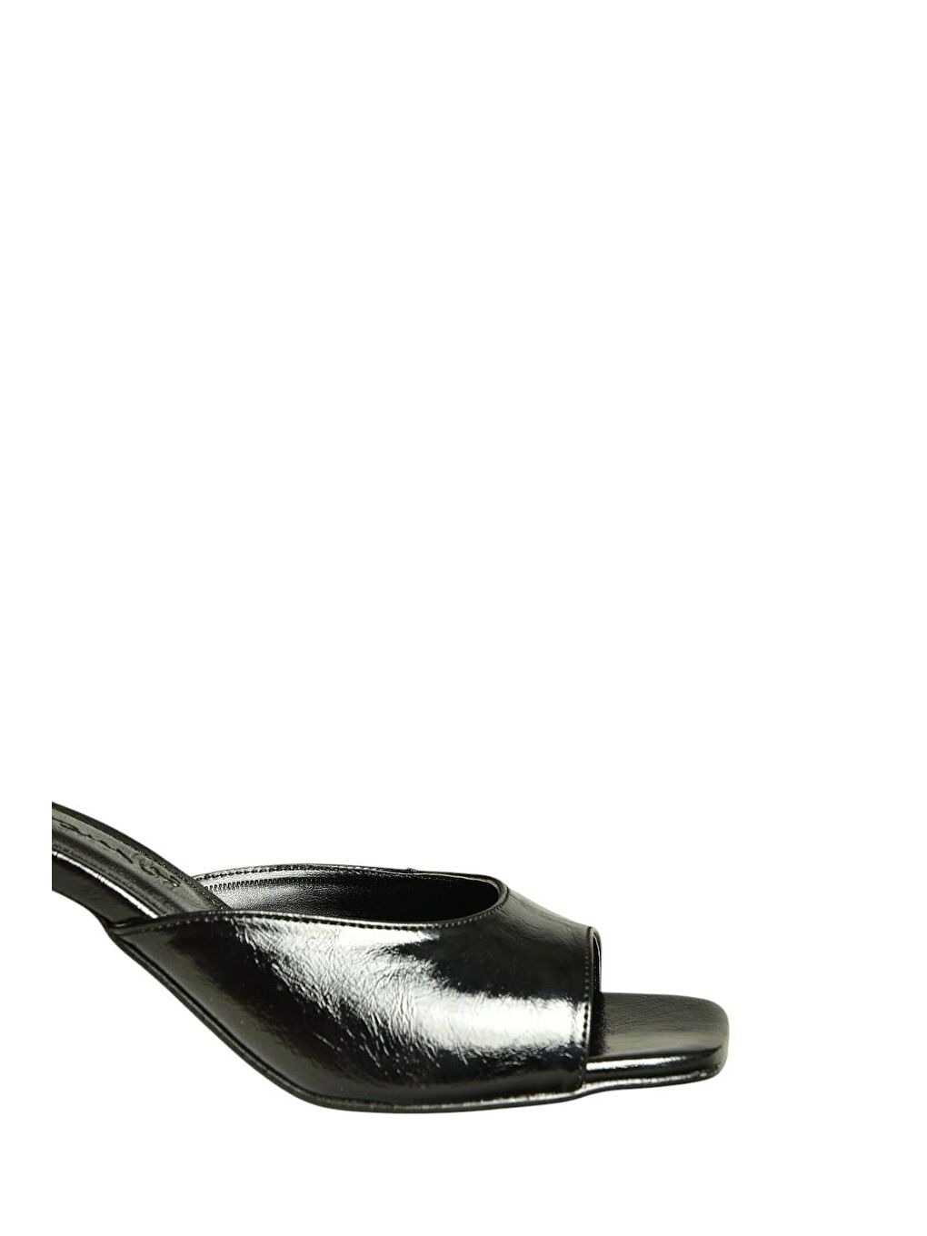 Siyah Kadın Topuklu Ayakkabı U654080909-6