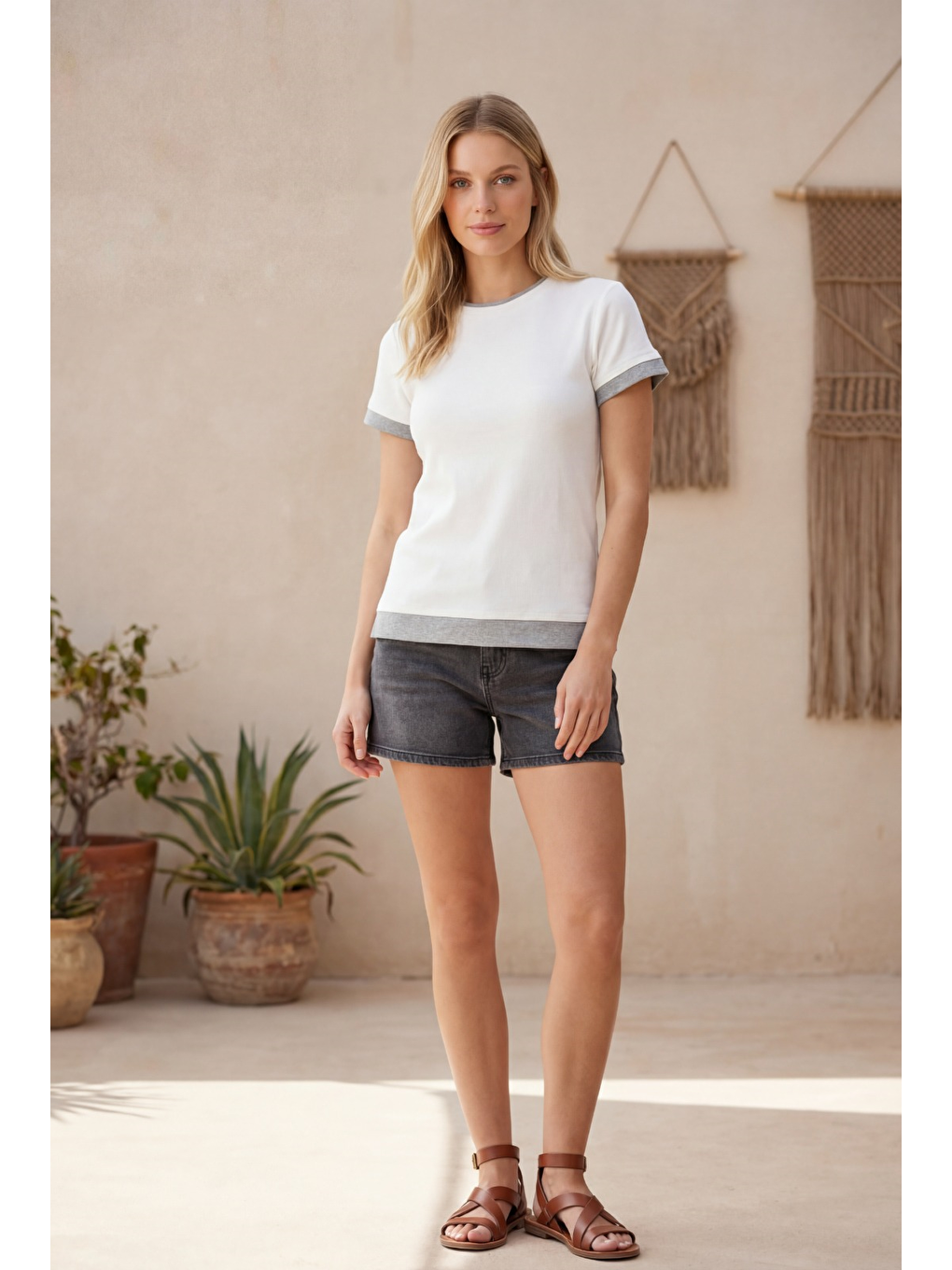 Beyaz Bisiklet Yaka Çift Renkli Basic Tişört Mg2682-2