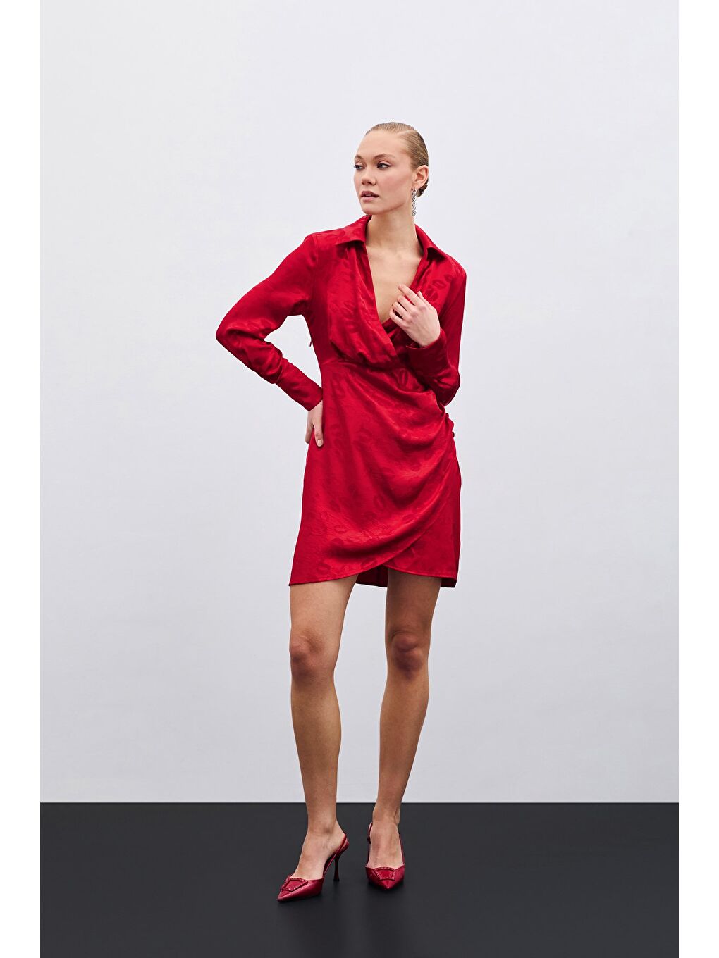 Desenli Kruvaze Elbise - Kırmızı-1