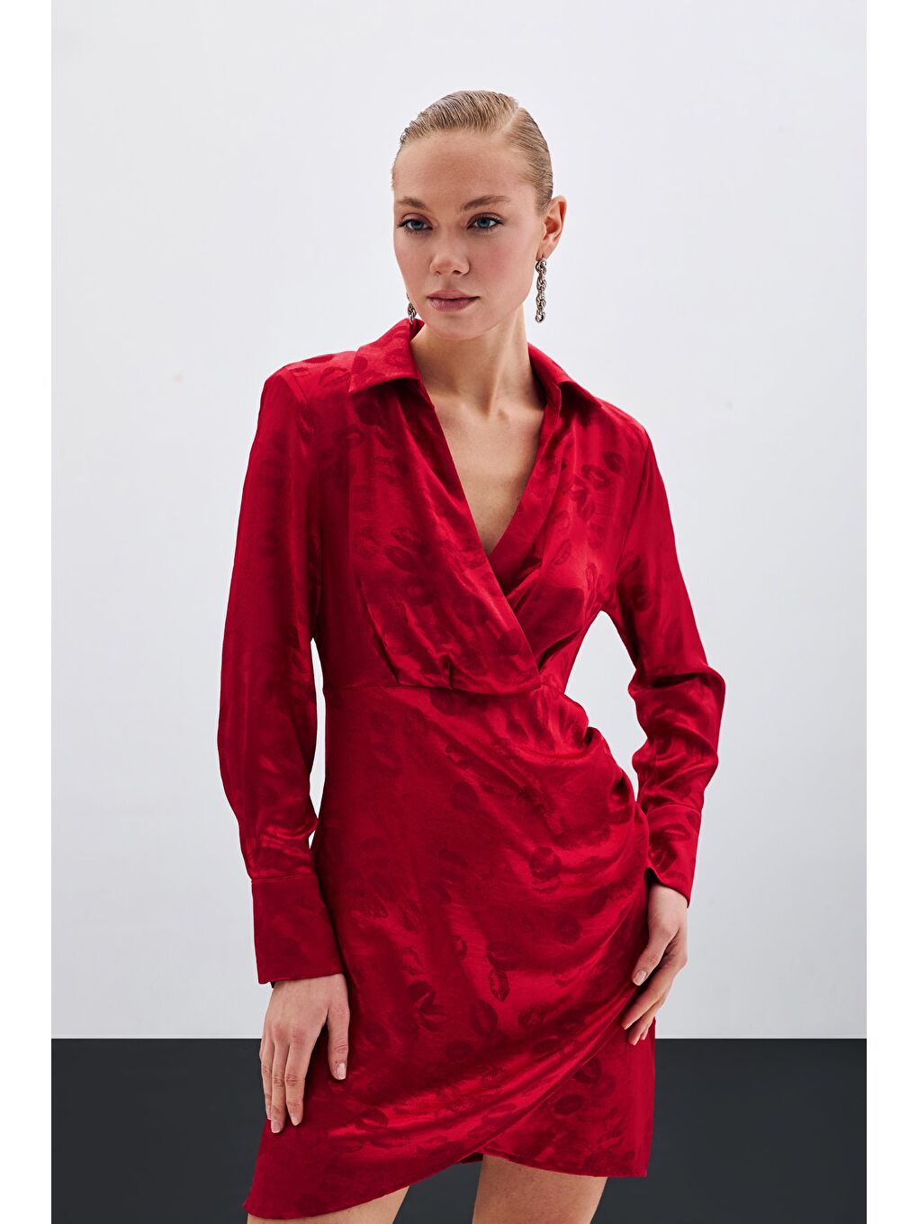 Desenli Kruvaze Elbise - Kırmızı-4