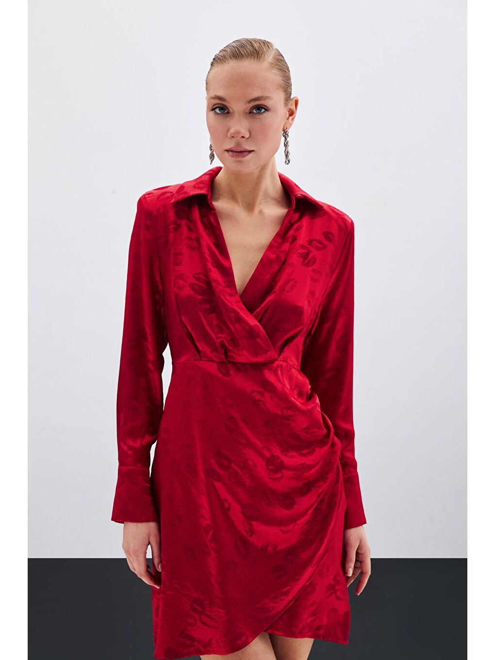 Desenli Kruvaze Elbise - Kırmızı-5