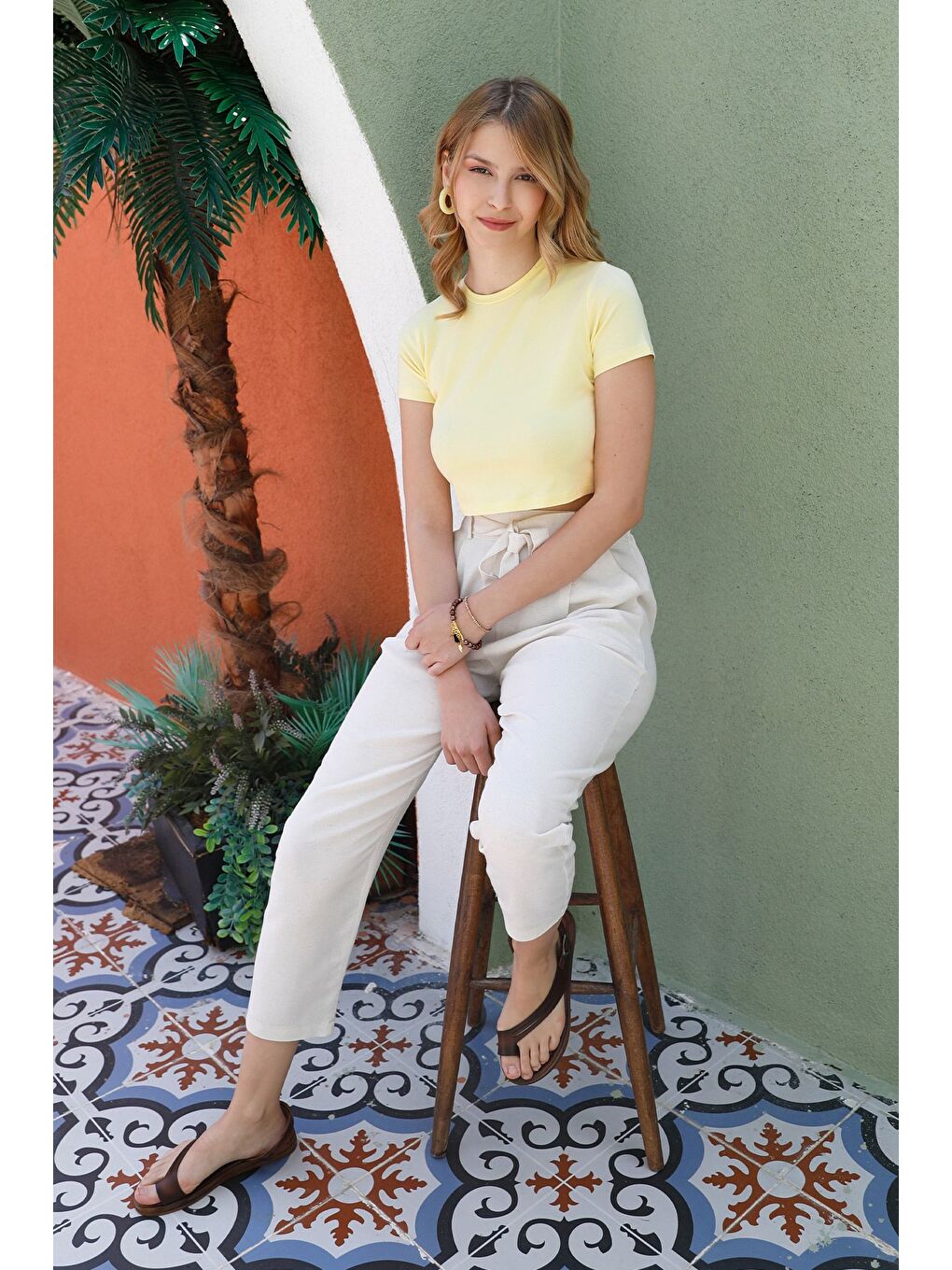 Sarı Basic Bisiklet Yaka Crop Tişört-4