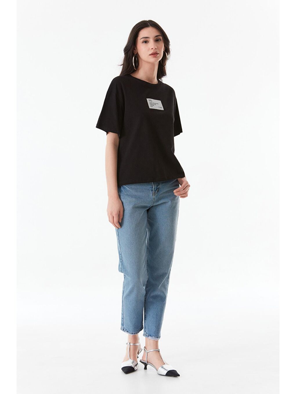 Siyah Baskılı Bisiklet Yaka Oversize Tişört-1