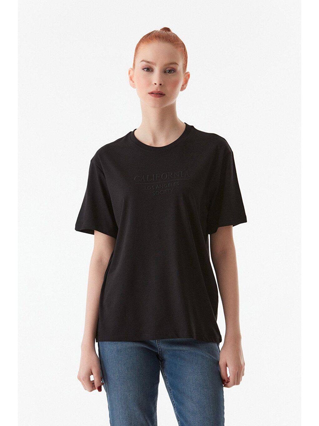 Siyah California Nakışlı Oversize Tişört-1