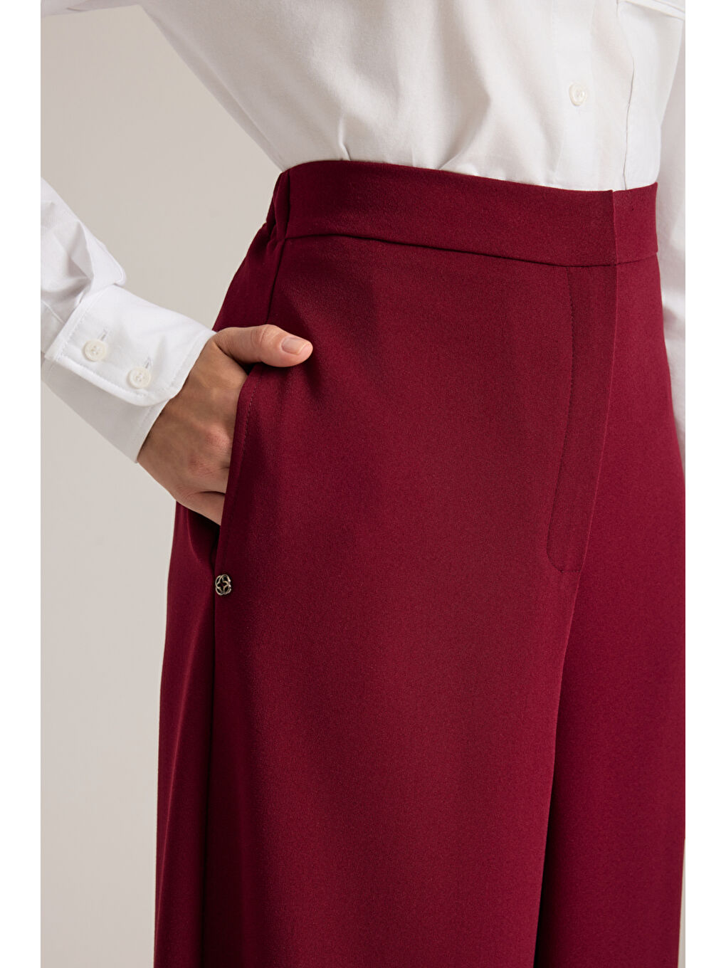 Bordo Beli Lastik Detaylı Dökümlü Pantolon Etek-3