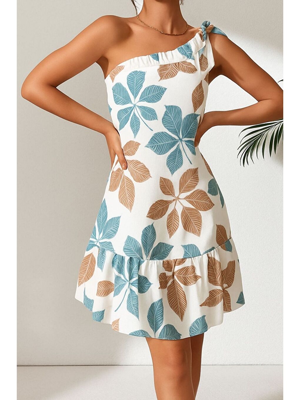 Kadın Açık Mavi Beyaz Çiçek Desenli Tek Omuz Bağlamalı Fırfırlı Krinkıl Elbise-1